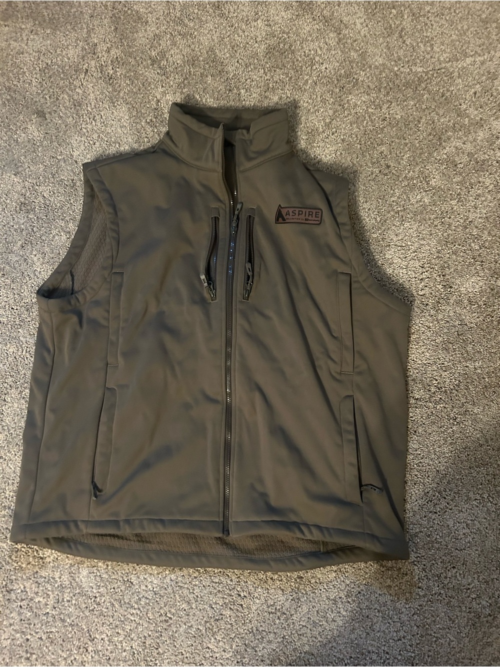 Aspire Men's Olive Softshell Vest with Zip Pockets